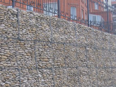 石籠網是一種生態格網結構