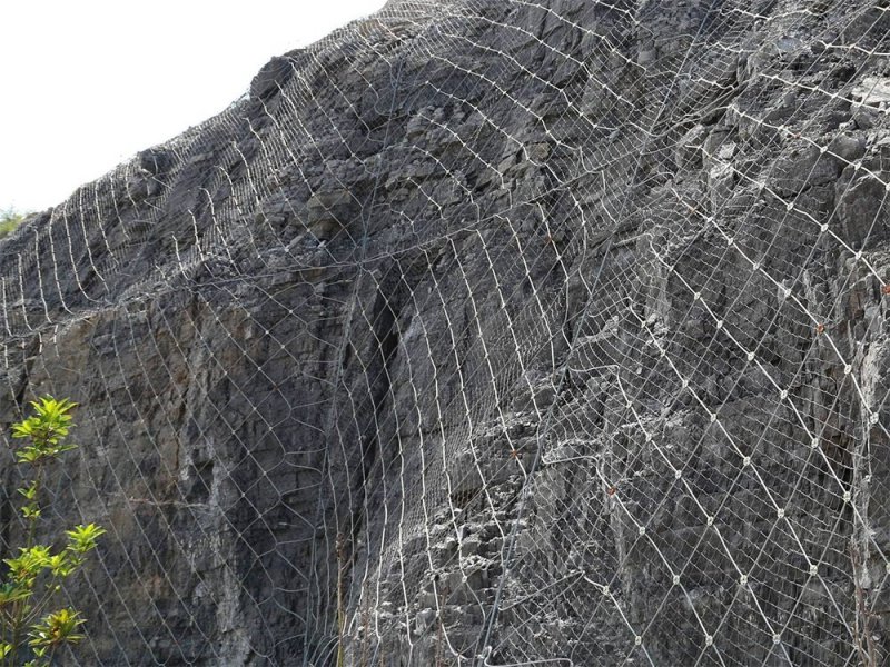 山體滑坡防護(hù)網(wǎng)